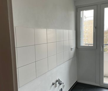 Mietwohnung in Nürnberg - Gemütliche 3 Zimmer mit 2 Loggien - Foto 2
