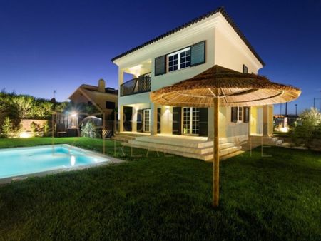 4 room luxury House for rent in Cascais e Estoril, Portugal - Photo 3