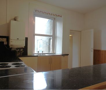 Castle Terrace , Dumbarton - Photo 3