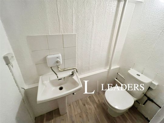 house to rent The Drive, Hove, East Sussex, BN3 - Photo 1