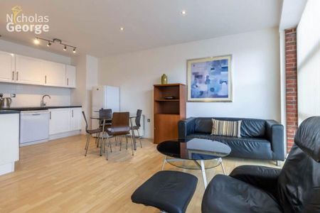 1 bedroom flat to rent - Photo 3