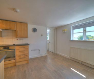 1 bedroom terraced house to rent - Photo 6