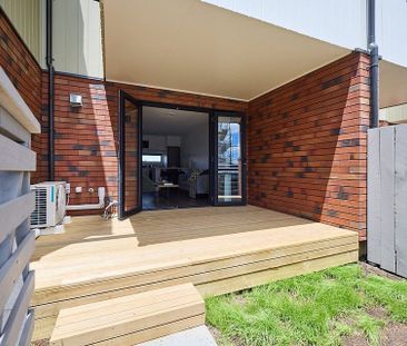 Modern 2-Bedroom Apartment in Mangere Bridge - Photo 6