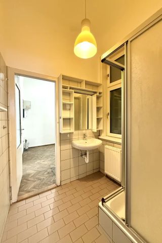 Großzügige 2-Zimmer Altbauwohnung Nähe Brigittapark - Photo 4