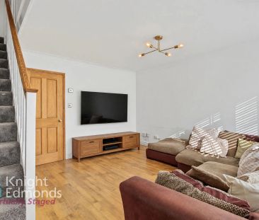 3 bed semi-detached house to rent in Linden Road, Maidstone, ME17 - Photo 1