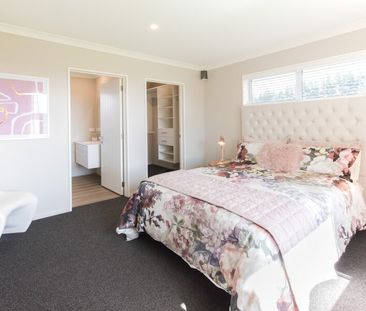 3 Bedrooms – Modern Family Home - Photo 2