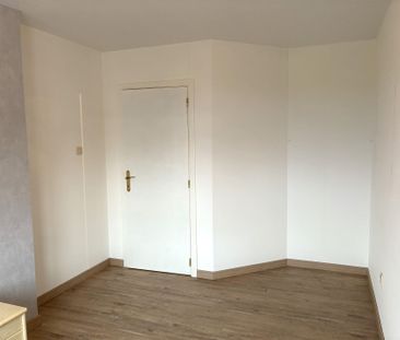 Huis met twee slaapkamers te huur. - Photo 1