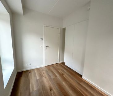 Lys 4-værelses lejlighed med altan i Nørresundby - Photo 2