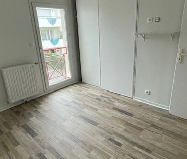 Location appartement de 73 m² - 4 pièces à Vannes - Photo 3