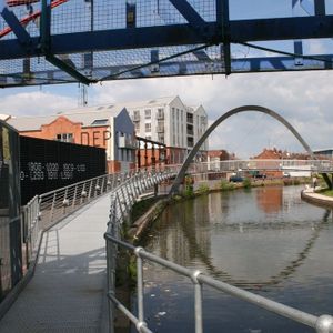 2 Bed Flat, Electric Wharf, CV1 - Photo 2