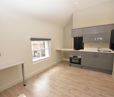 Studio to rent - Photo 4