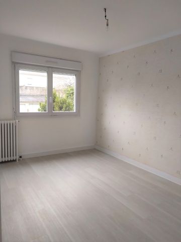 Location Appartement 3 pièces 67m² - Photo 2