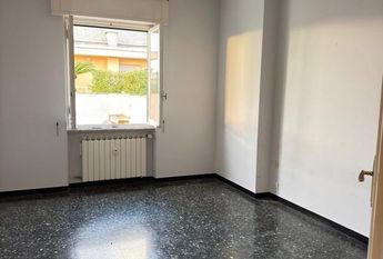 Via sale, Genova, Liguria 16166