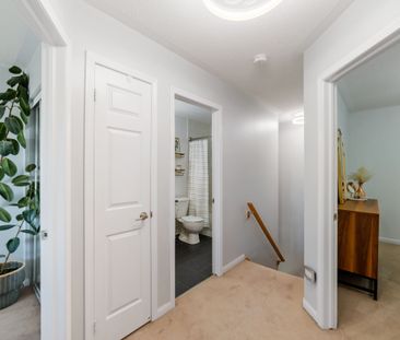 For Lease - 3113 Stornoway Circle, Oakville, Ontario - Photo 1