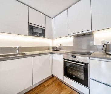 2 bedroom flat to rent - Photo 5