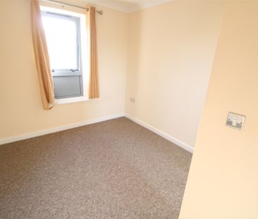 Quayside Drive, Colchester - Photo 5