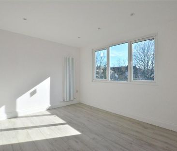 4 bedroom terraced house to rent - Photo 6