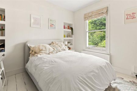 4 bedroom terraced house to rent - Photo 3