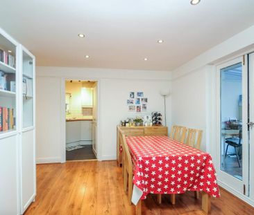 2 bedroom property to rent - Photo 3