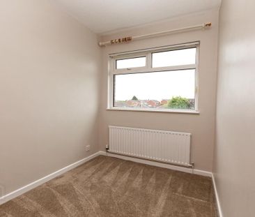 35 Robinson Crescent, Bangor, BT19 6NP - Photo 5