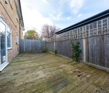 Finglesham Court, Maidstone, ME15 - Photo 6