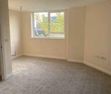 Central Bletchley - Photo 2