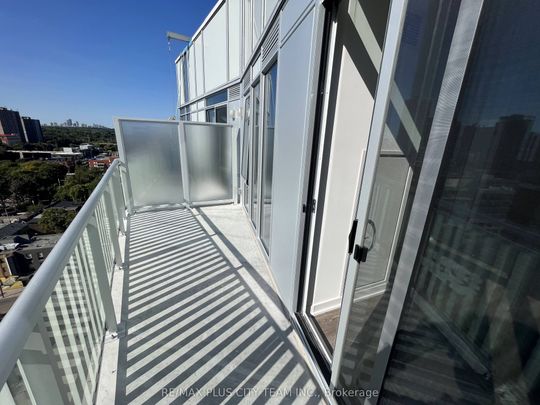 Riverside Square Lofts 15-45 , #1402 - Photo 1