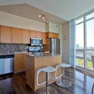 231 FORT YORK BLVD -ATLANTIS CONDOS -HIGH FLOOR 2 BEDROOM W/1 BATHROOM - Photo 3