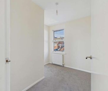 Hollymount, Worcester, WR4 - Photo 4