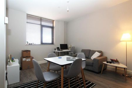 1 bedroom flat to rent - Photo 3