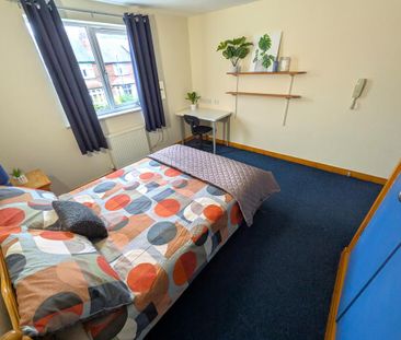 1 bedroom in a house share to rent - Photo 6