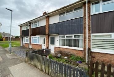 2 bedroom terraced house to rent - Photo 1