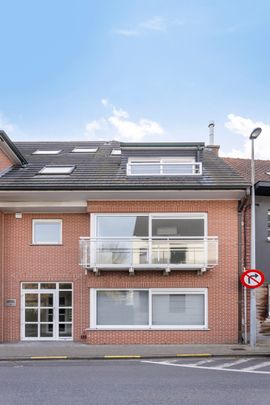 Appartement te huur met 2 slaapkamers in centrum Waregem - Photo 1