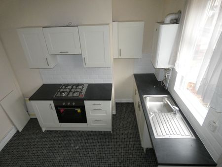 2 Bed Terraced House, Spreadbury St, M40 - Photo 5