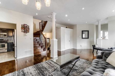 For Lease - 1200 Langley Circle, Oshawa, Ontario - Photo 3