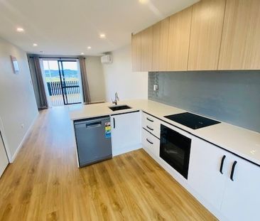 SILVERDALE, 2 BEDROOMS - Photo 4