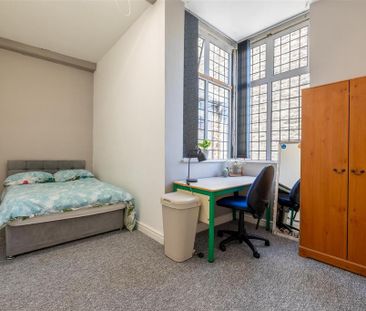 3 bedroom private hall to rent - Photo 6