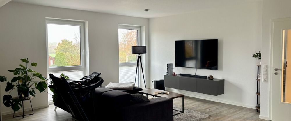 Moderne 2-Zimmer-Oberwohnung mit Balkon in Moormerland-Warsingsfehn! - Foto 1