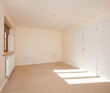 3 bedroom detached house to rent - Photo 5
