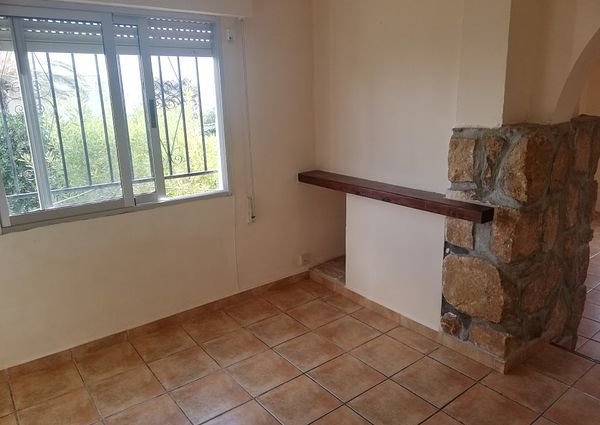 Semi Detached Villa For Long Term Rental In Alfaz Del Pi
