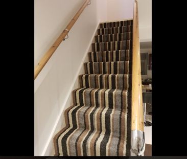 3 Bed Semi-Detached House, Harrow, HA2 - Photo 5