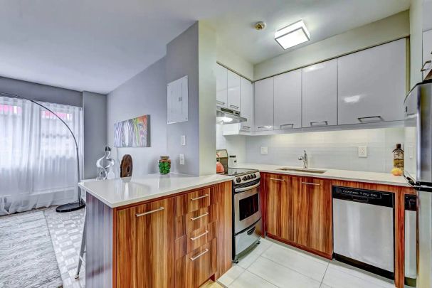 Le 1420 Crescent — 0 Bedroom, 1 Bathroom - Photo 1