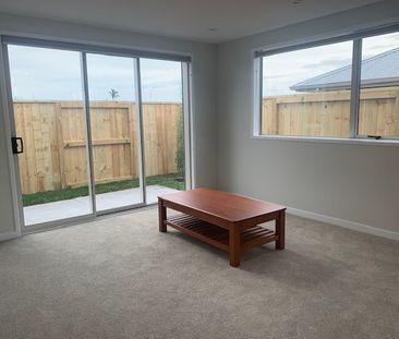 4 Jersey Way - Photo 1