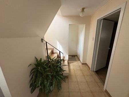 For Lease - 581 Mc Roberts Avenue, Toronto, Ontario - Photo 5