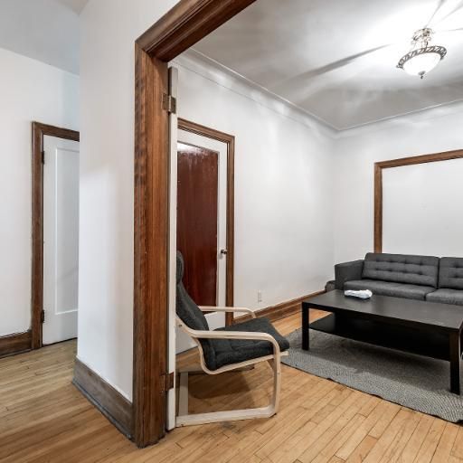 5 1/2 - Montréal (Côte-des-Neiges) - 800 $/mois - Photo 1