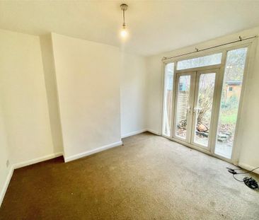 2 bedroom maisonette to rent - Photo 1