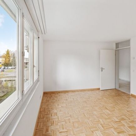 Spacieux appartement de 3,5 pièces avec beaucoup d’espace de rangement - Foto 1