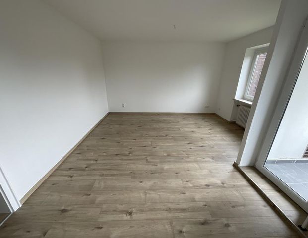 Bereits modernisierte 3-ZKB-Wohnung im Europaviertel zu vermieten! - Photo 1