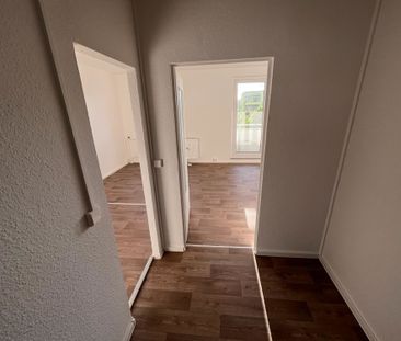 Nachmieter in komplett sanierter Wohnung werden! - Photo 2