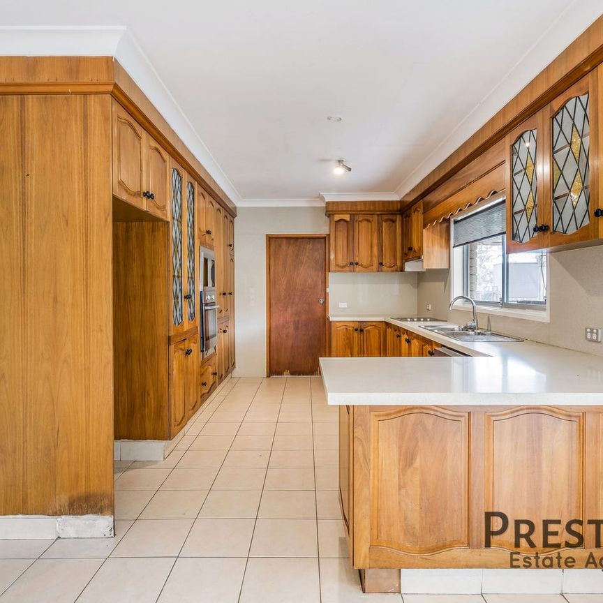 Modern Family Residence! - Photo 1